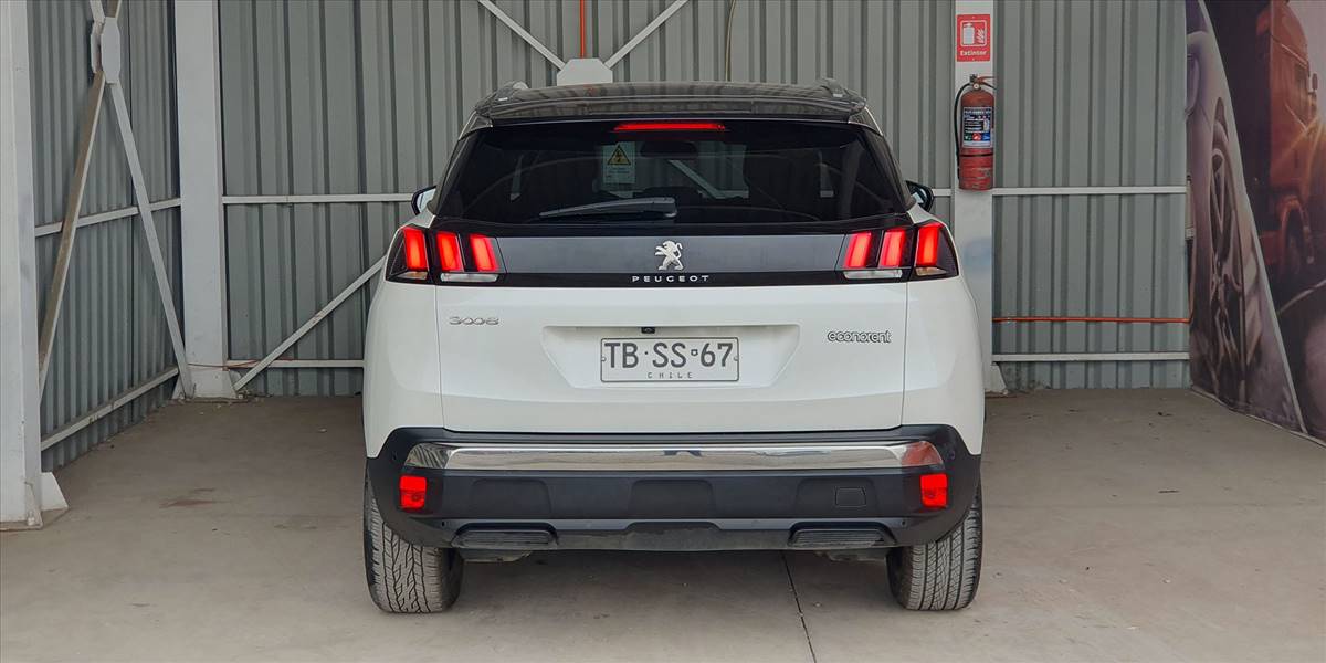 PEUGEOT 3008 BLUE HDI 130 EAT8 1.5 AUT - Imagen 12