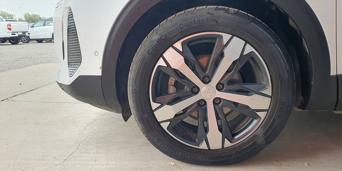 PEUGEOT 3008 BLUE HDI 130 EAT8 1.5 AUT - Imagen 18