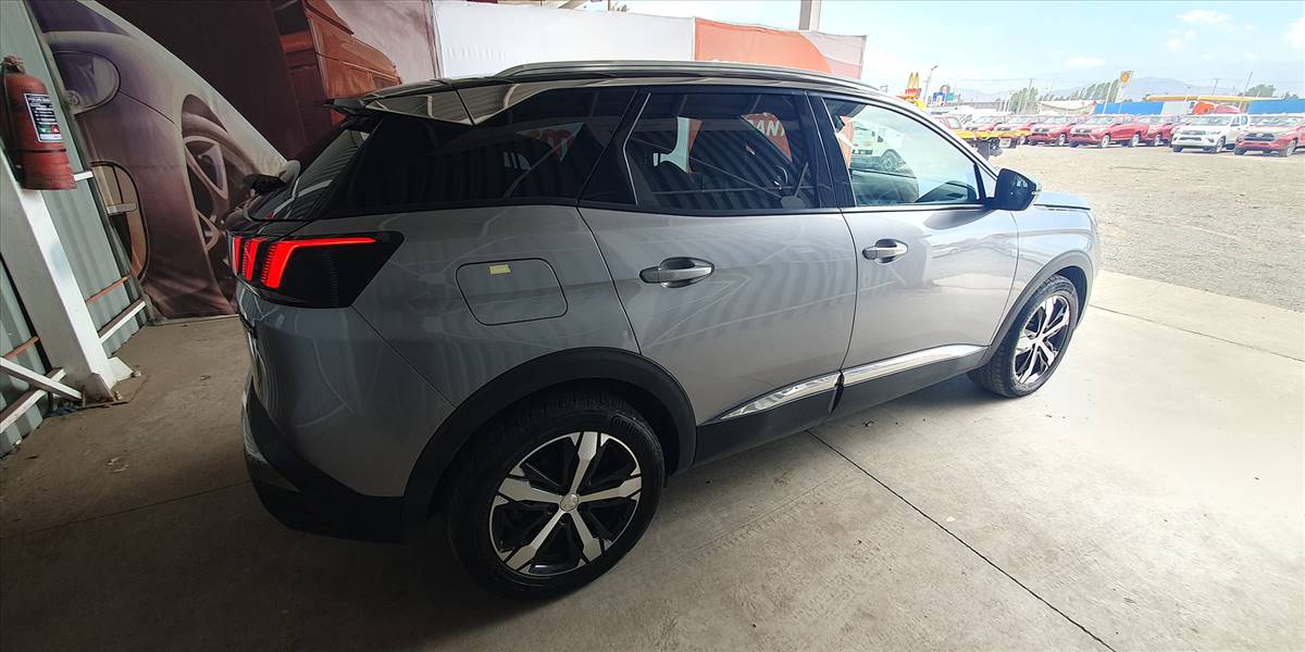 PEUGEOT 3008 BLUE HDI 130 EAT8 1.5 AUT - Imagen 22