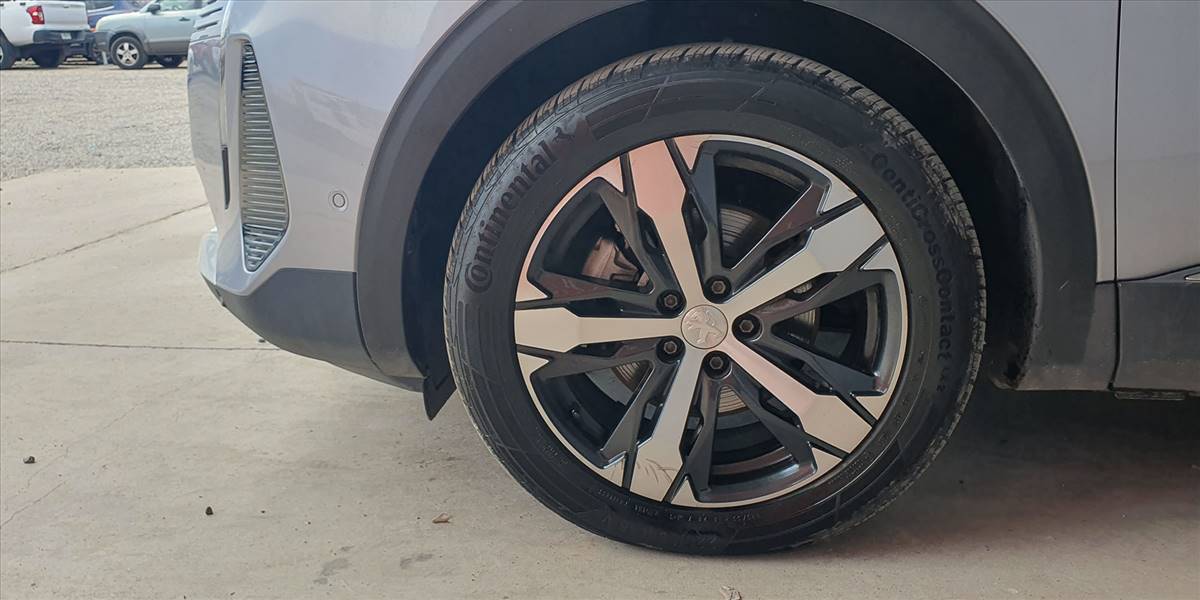 PEUGEOT 3008 BLUE HDI 130 EAT8 1.5 AUT - Imagen 35