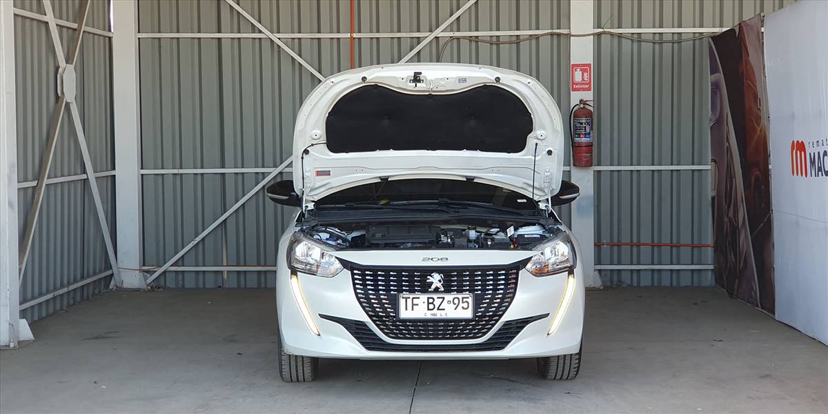 PEUGEOT 208 STYLE PURETECH 75 1.2 - Imagen 18