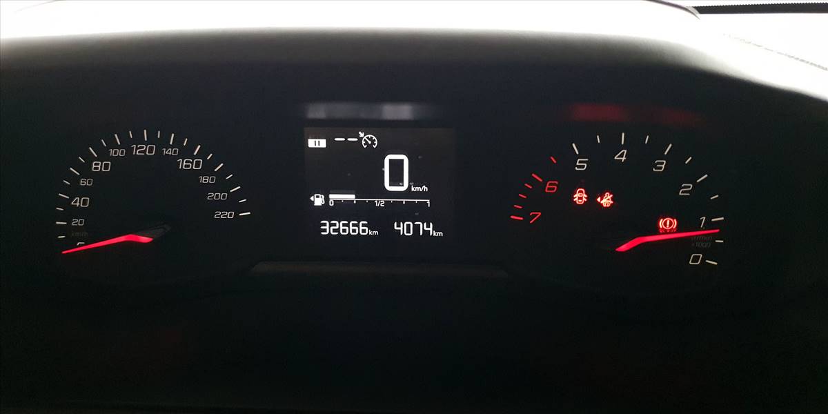 PEUGEOT 208 STYLE PURETECH 75 1.2 - Imagen 24