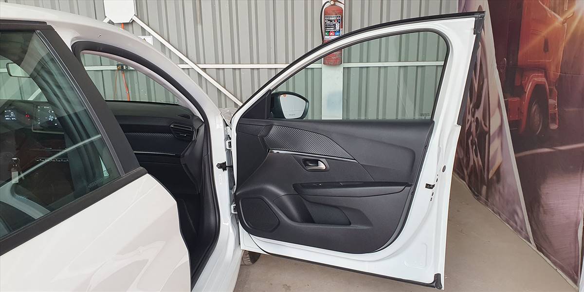 PEUGEOT 208 STYLE PURETECH 75 1.2 - Imagen 29