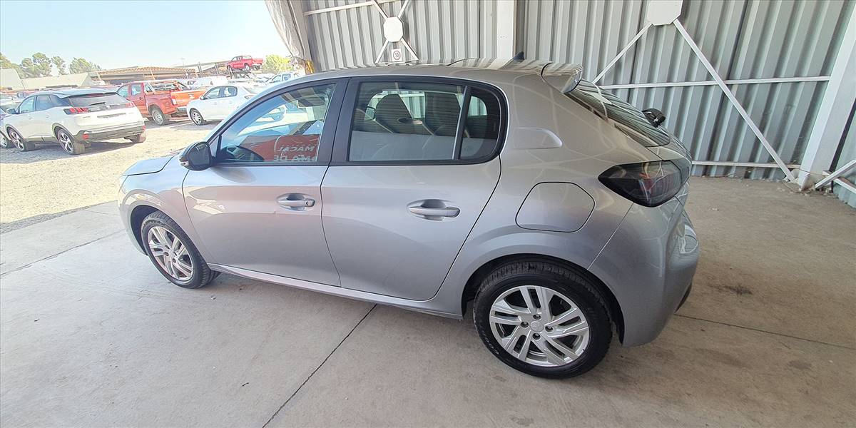 PEUGEOT 208 STYLE PURETECH 75 1.2 - Imagen 13