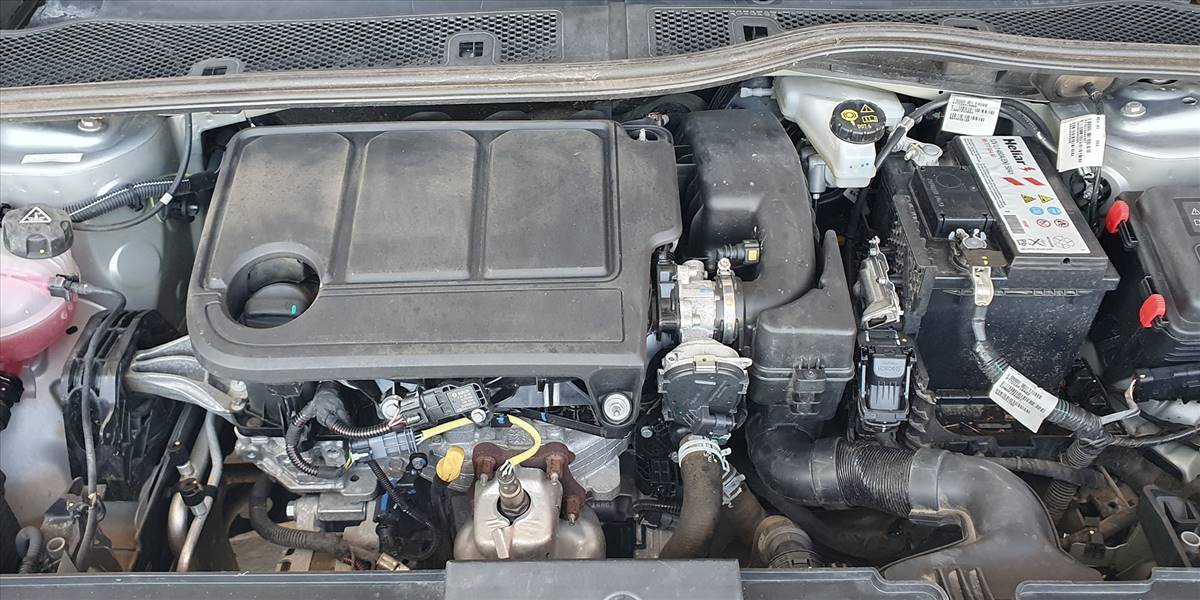 PEUGEOT 208 STYLE PURETECH 75 1.2 - Imagen 19