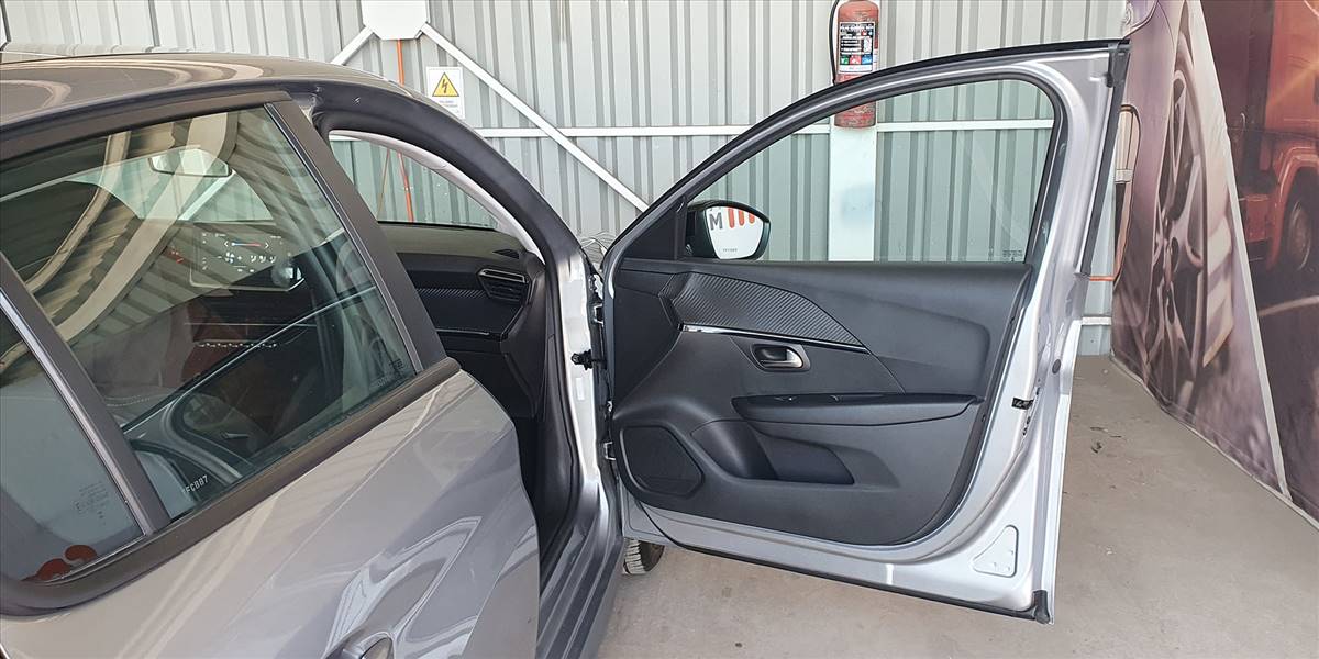 PEUGEOT 208 STYLE PURETECH 75 1.2 - Imagen 31