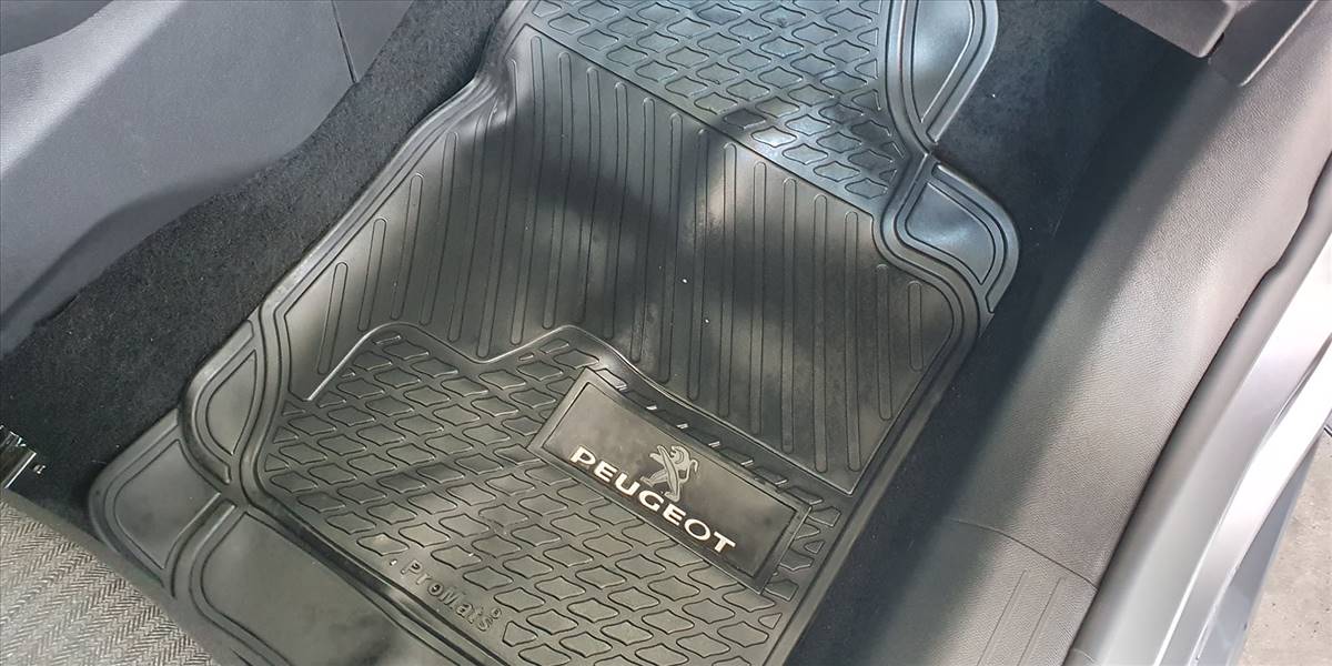 PEUGEOT 208 STYLE PURETECH 75 1.2 - Imagen 34