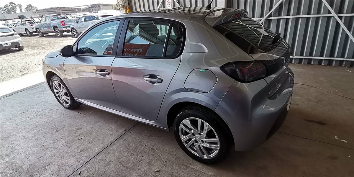 PEUGEOT 208 STYLE PURETECH 75 1.2 - Imagen 10