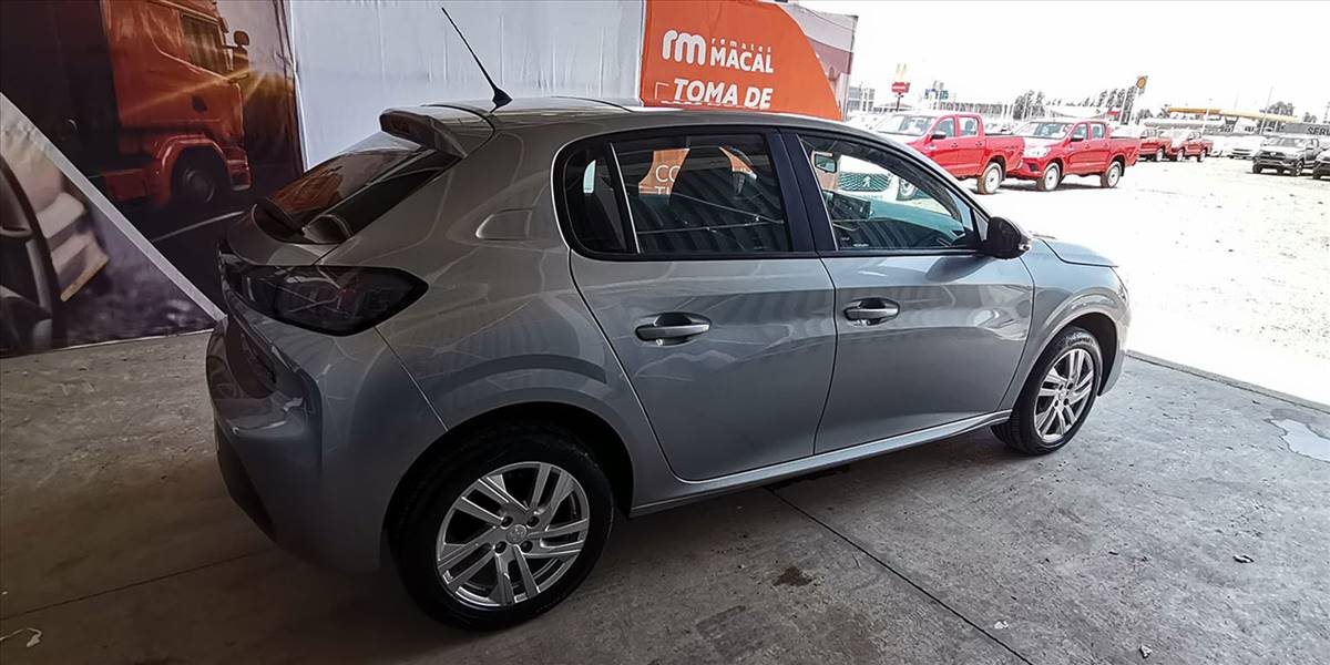 PEUGEOT 208 STYLE PURETECH 75 1.2 - Imagen 11