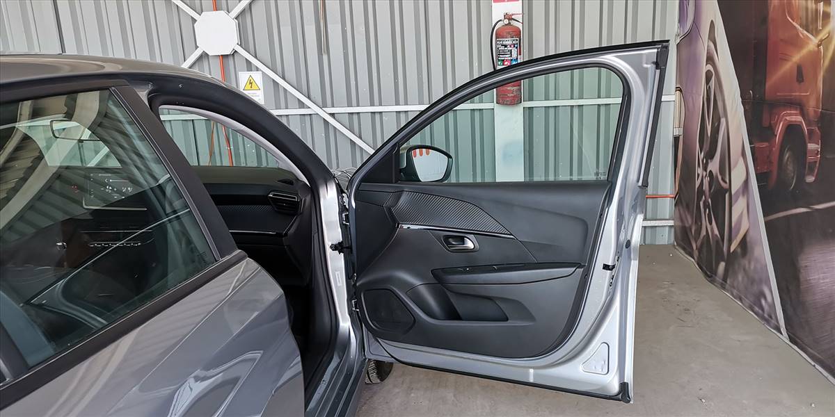 PEUGEOT 208 STYLE PURETECH 75 1.2 - Imagen 29