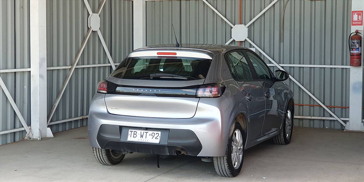 PEUGEOT 208 PURETECH 75 MT 1.2 - Imagen 6