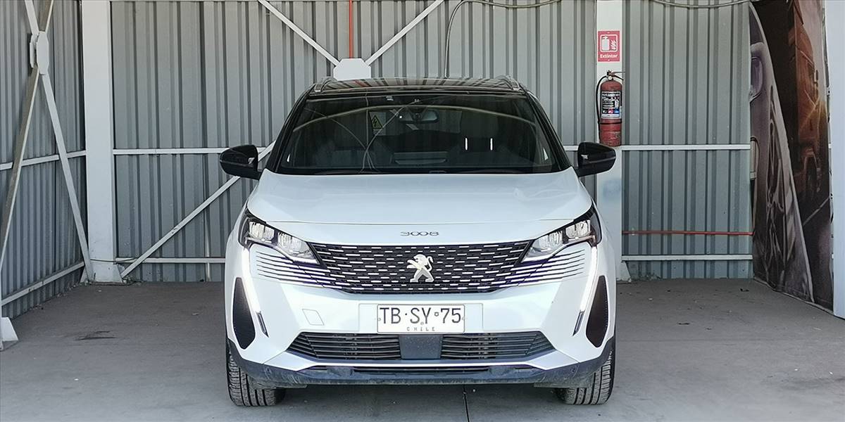 PEUGEOT 3008 BLUE HDI 130 EAT8 1.5 AUT - Imagen 9