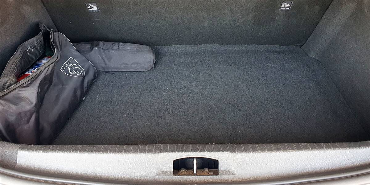 PEUGEOT 208 STYLE PURETECH 75 1.2 - Imagen 17
