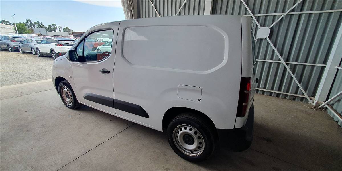 CITROËN BERLINGO K9 BLUEHDI 1.6 - Imagen 13