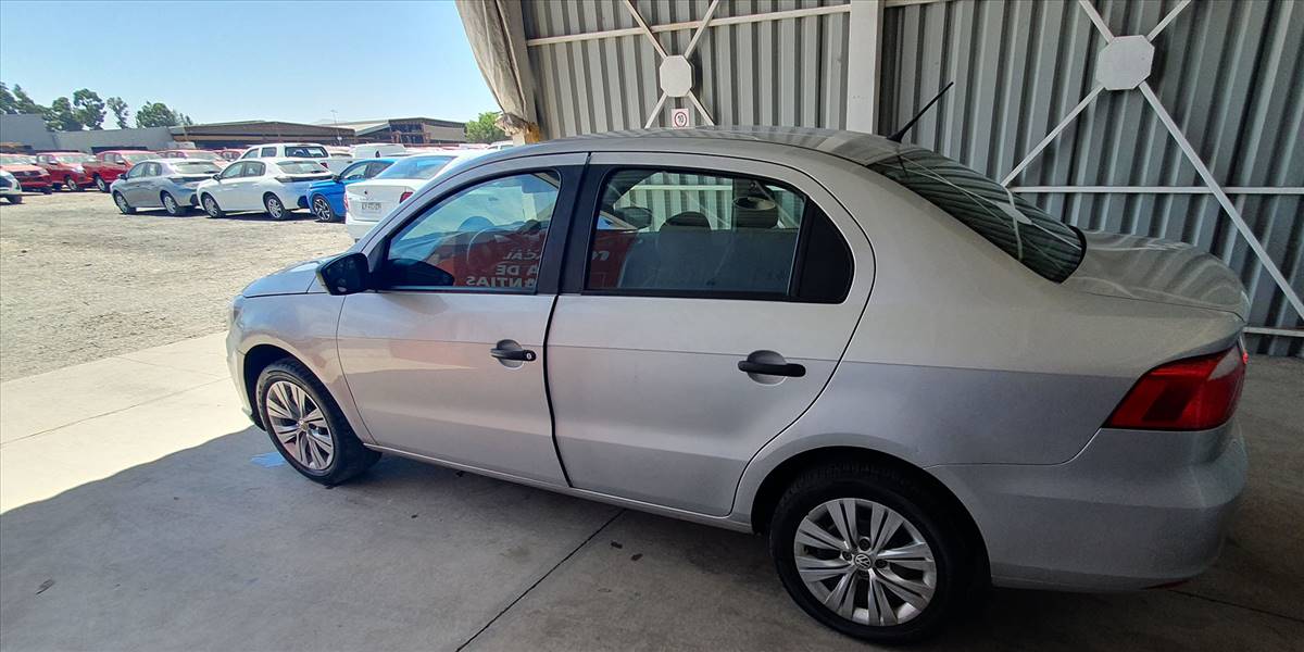 VOLKSWAGEN VOYAGE 1.6 - Imagen 13