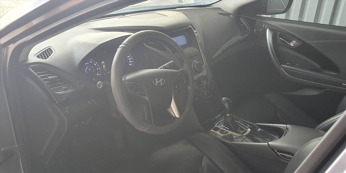 HYUNDAI AZERA HG GLS 3.0 AUT - Imagen 15