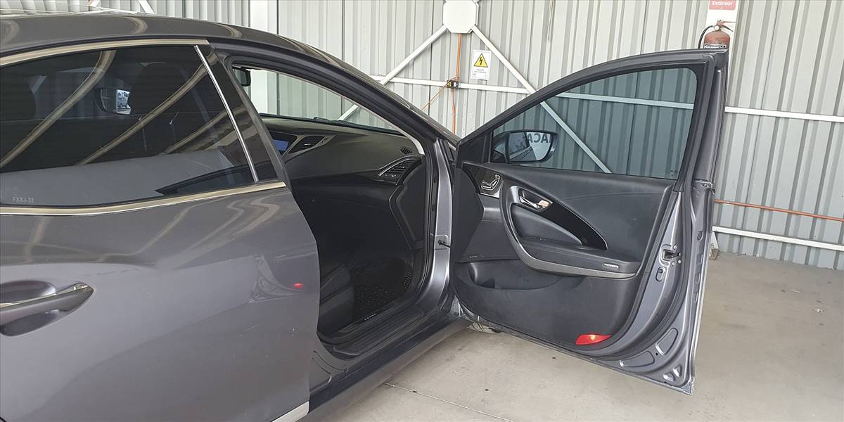 HYUNDAI AZERA HG GLS 3.0 AUT - Imagen 27