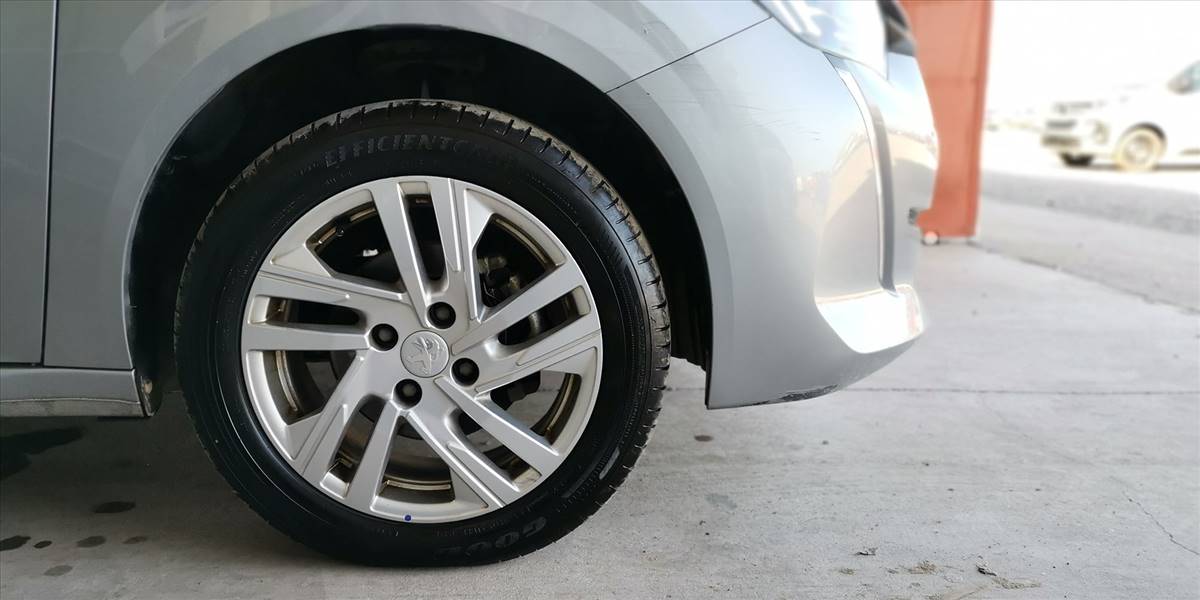 PEUGEOT 208 PURETECH 75 MT 1.2 - Imagen 39