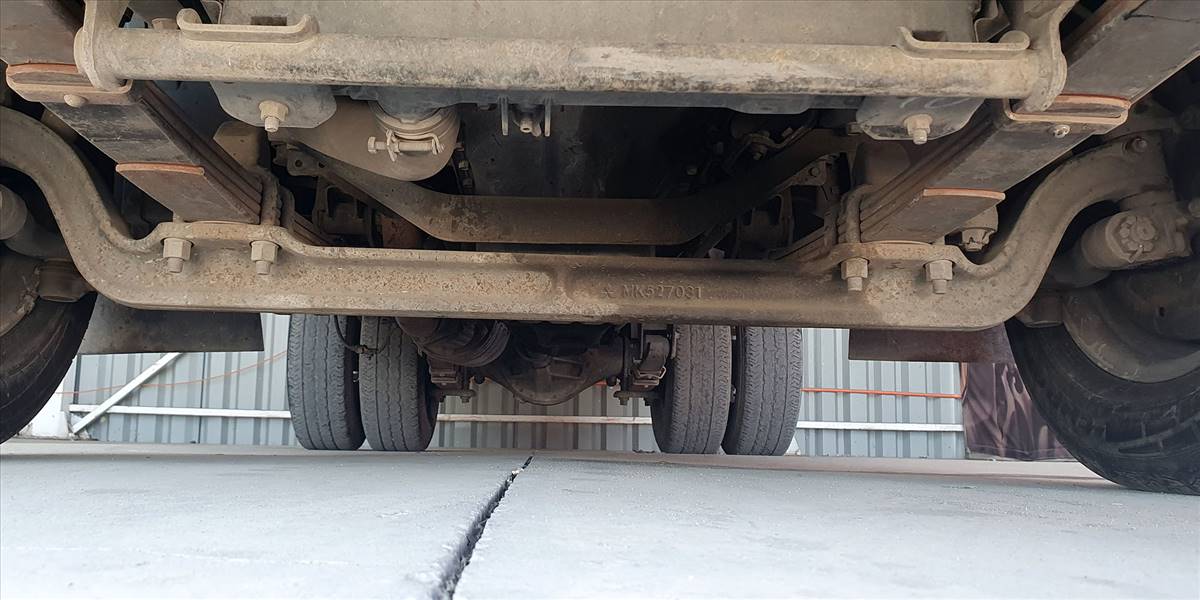 MITSUBISHI FUSO CANTER - Imagen 16