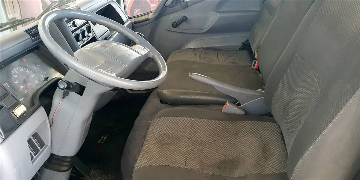 MITSUBISHI FUSO CANTER - Imagen 19