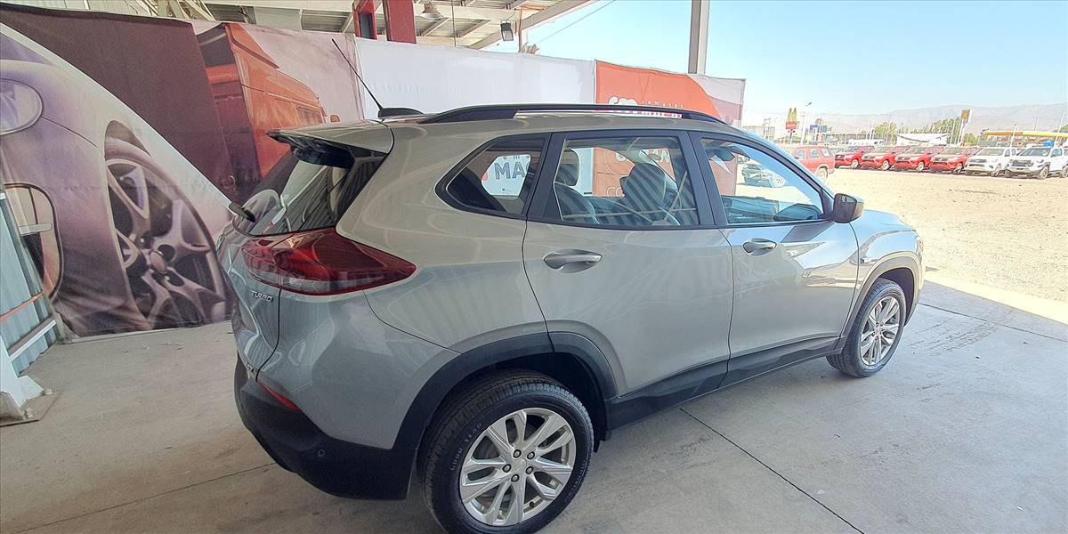 CHEVROLET TRACKER 1.2T AUT - Imagen 11