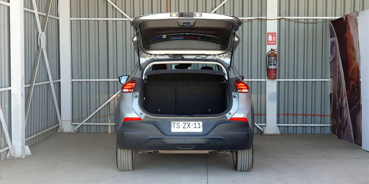 CHEVROLET TRACKER 1.2T AUT - Imagen 13