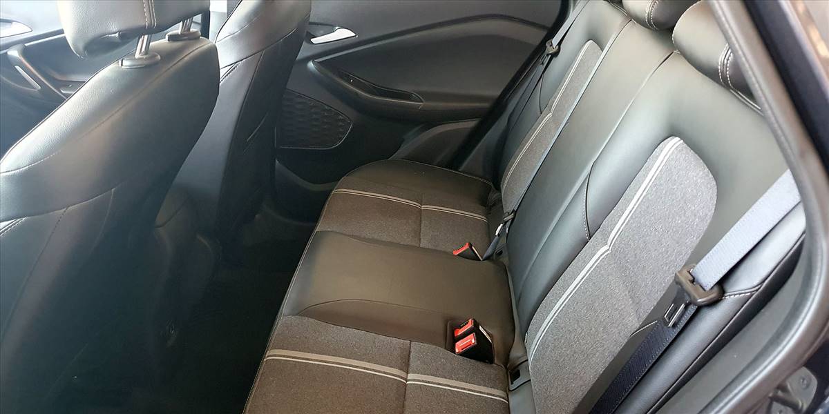 CHEVROLET TRACKER 1.2T AUT - Imagen 26