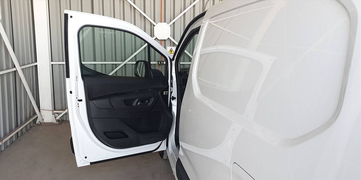 CITROËN BERLINGO  BVM  MT - Imagen 22