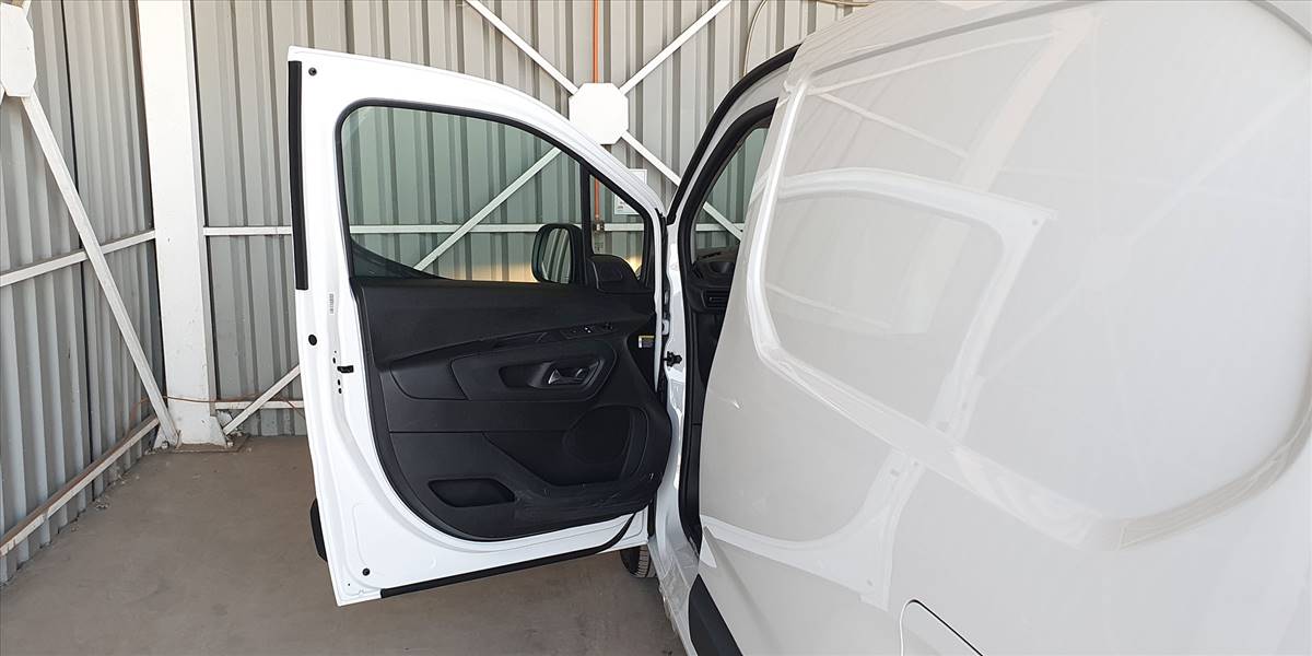CITROËN BERLINGO  BVM  MT - Imagen 22