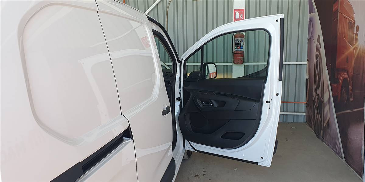 CITROËN BERLINGO  BVM  MT - Imagen 23