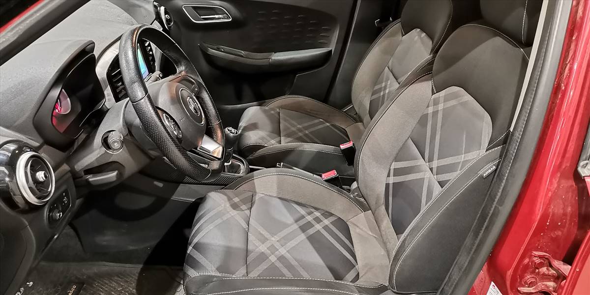 MG 3 HATCH BACK 1.5 - Imagen 25