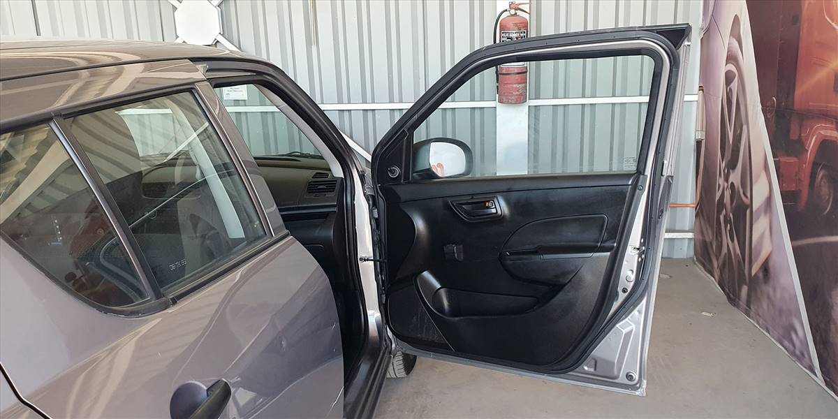 SUZUKI SWIFT GA HB 1.2 - Imagen 28