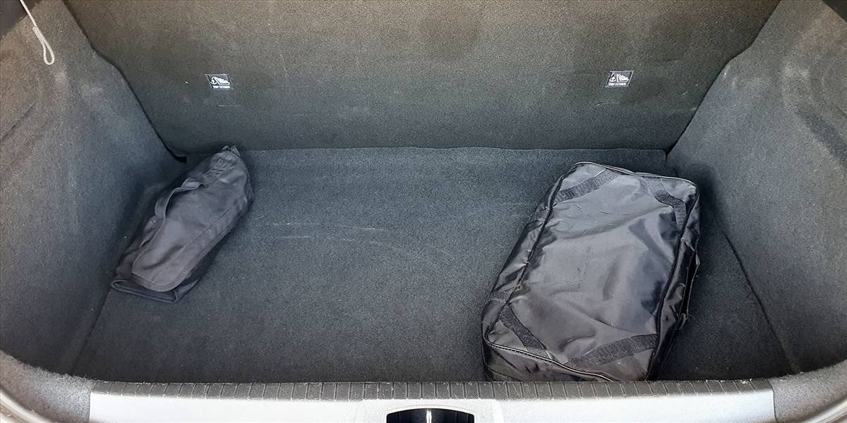 PEUGEOT 208 STYLE PURETECH 75 1.2 - Imagen 17
