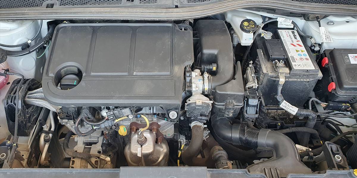PEUGEOT 208 STYLE PURETECH 75 1.2 - Imagen 19