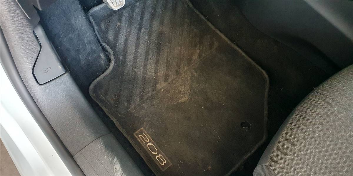 PEUGEOT 208 STYLE PURETECH 75 1.2 - Imagen 33