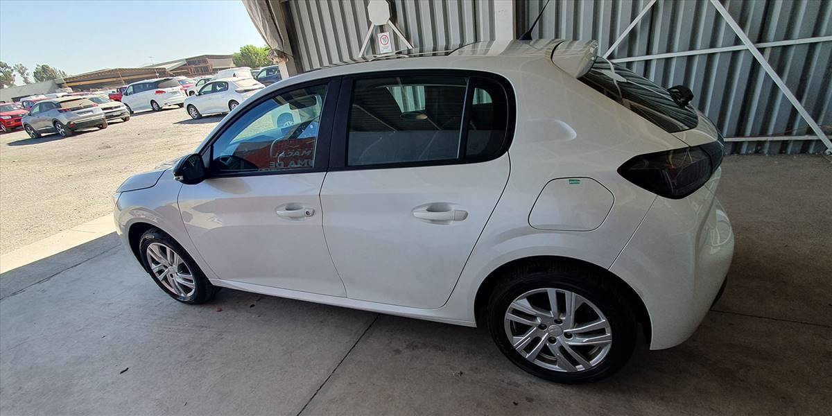PEUGEOT 208 STYLE PURETECH 75 1.2 - Imagen 13