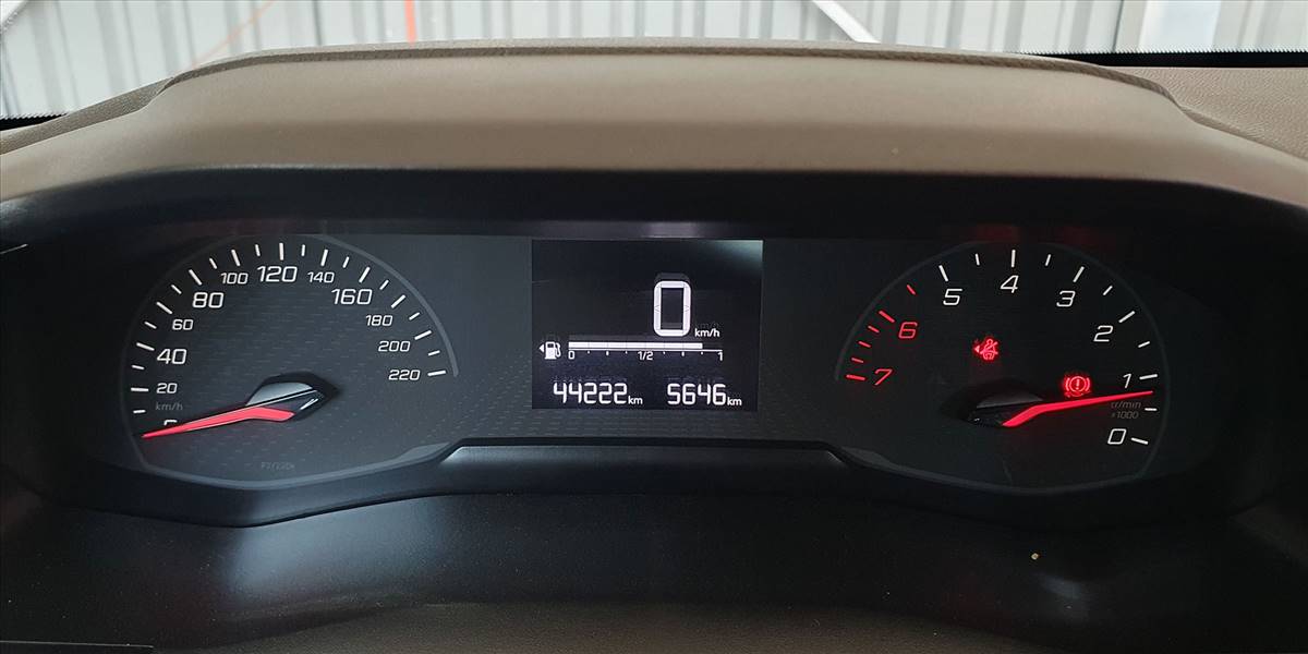 PEUGEOT 208 STYLE PURETECH 75 1.2 - Imagen 27