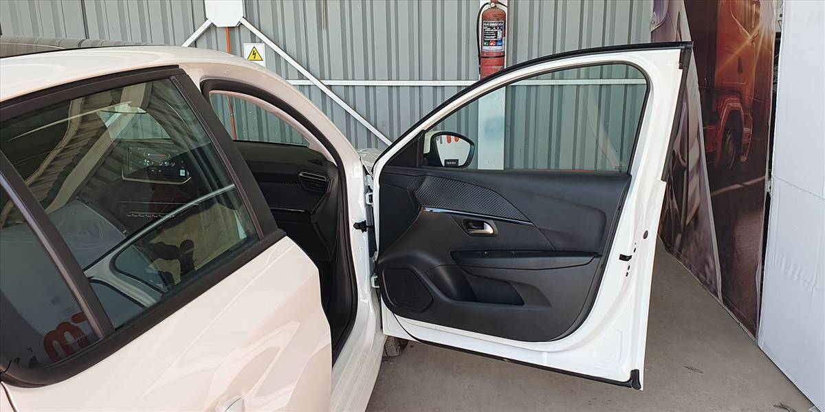 PEUGEOT 208 STYLE PURETECH 75 1.2 - Imagen 32