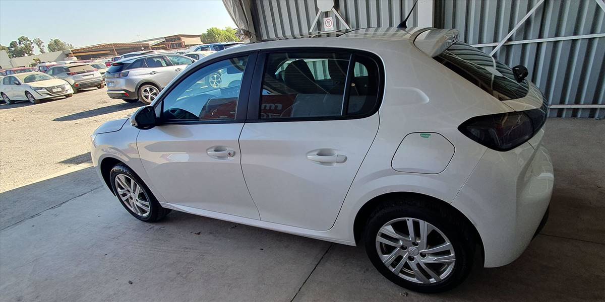 PEUGEOT 208 STYLE PURETECH 75 1.2 - Imagen 13