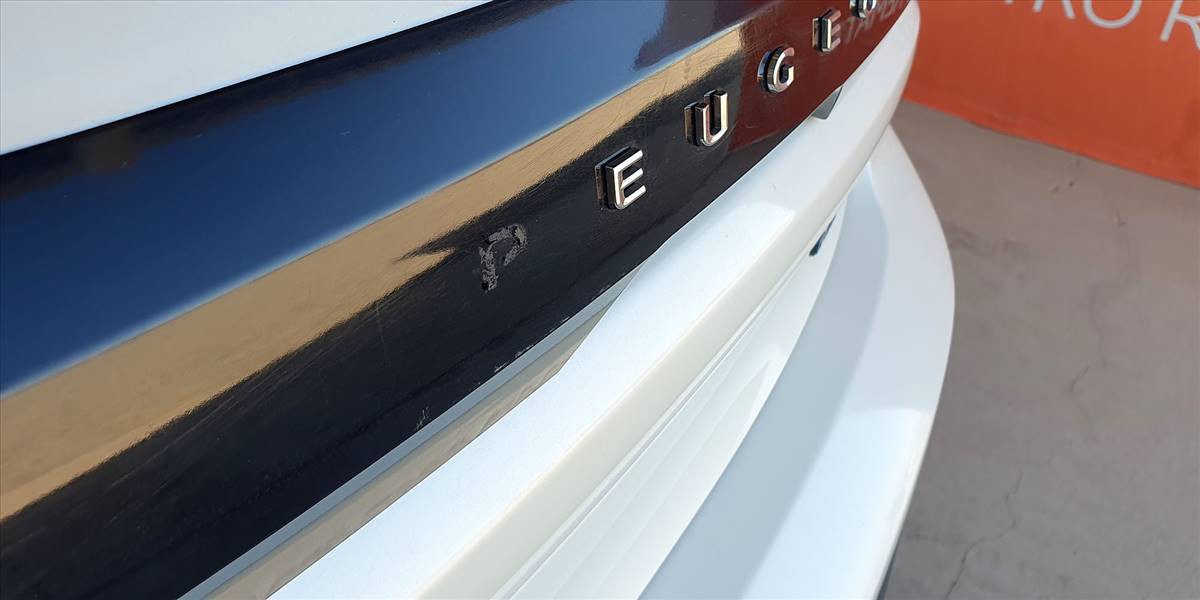 PEUGEOT 208 STYLE PURETECH 75 1.2 - Imagen 43