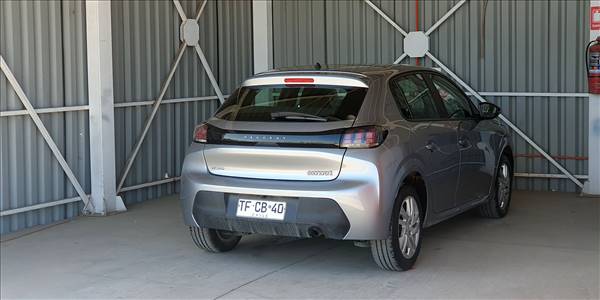 PEUGEOT 208 STYLE PURETECH 75 1.2 - Imagen 7