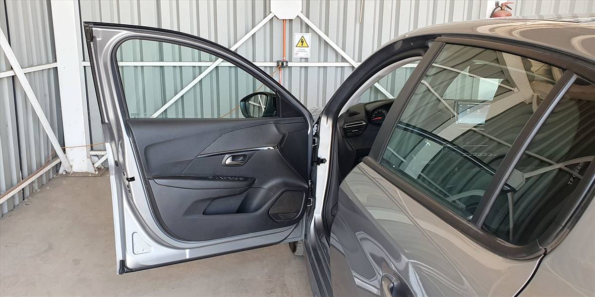 PEUGEOT 208 STYLE PURETECH 75 1.2 - Imagen 31