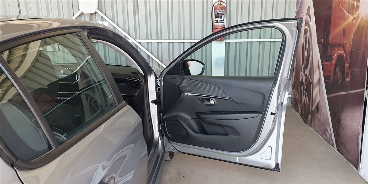 PEUGEOT 208 STYLE PURETECH 75 1.2 - Imagen 32