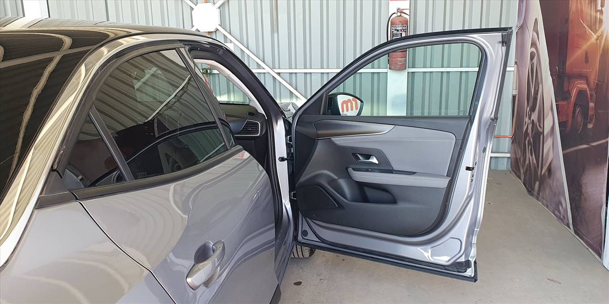 OPEL MOKKA 1.2T AUT - Imagen 31