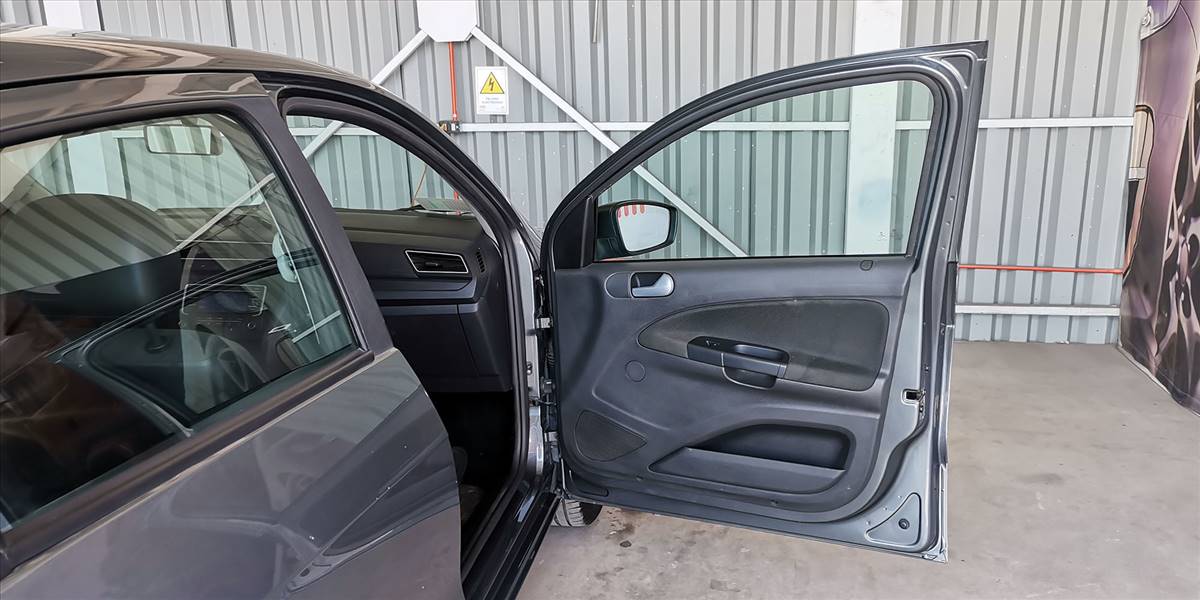 VOLKSWAGEN GOL COMFORTLINE 1.6 - Imagen 28