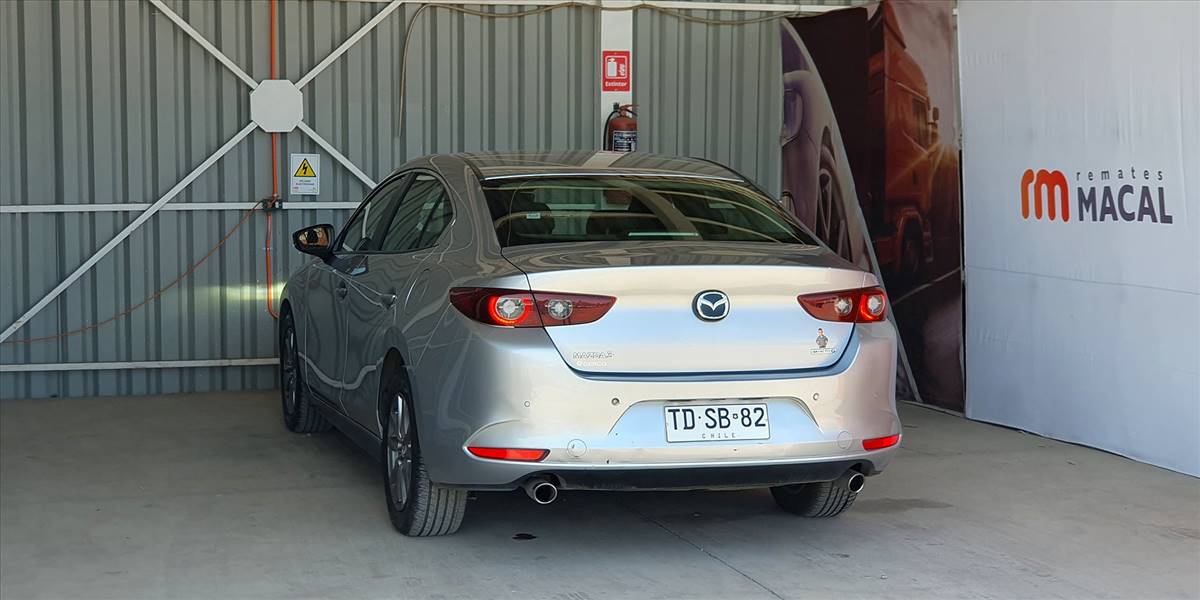 MAZDA NEW 3 2.0 - Imagen 5