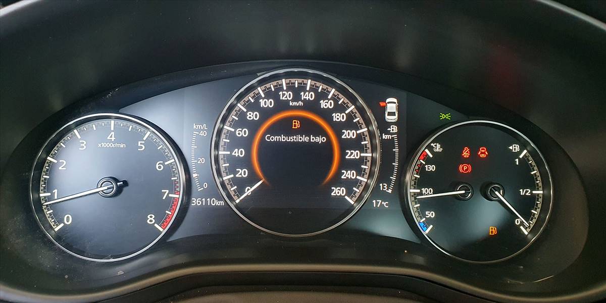 MAZDA NEW 3 2.0 - Imagen 21