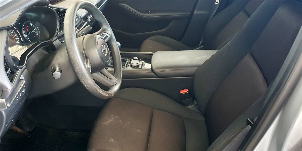 MAZDA NEW 3 2.0 - Imagen 22