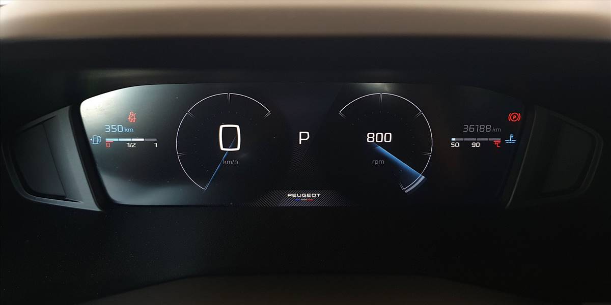 PEUGEOT 2008 BLUE HDI 130 EAT8 1.5 AUT - Imagen 24