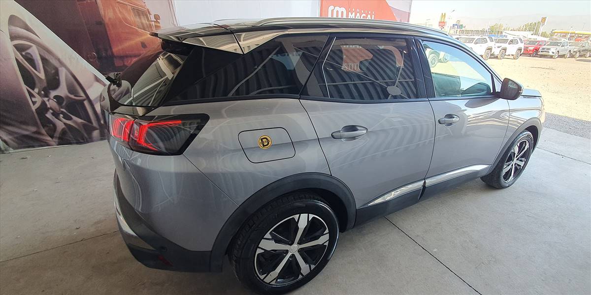 PEUGEOT 3008 BLUE HDI 130 EAT8 1.5 AUT - Imagen 11